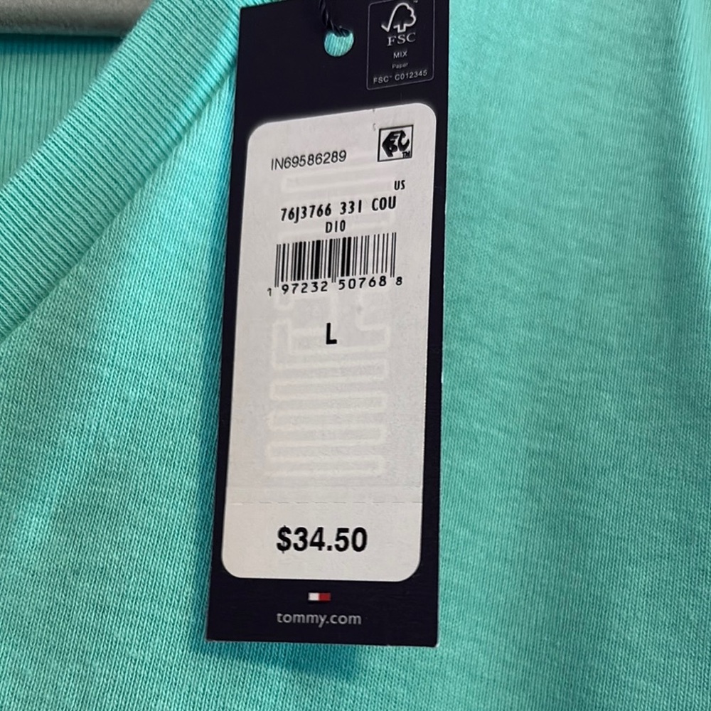 Tommy Hilfiger Fitted Green Short Sleeve Tee - Picture 3 of 6